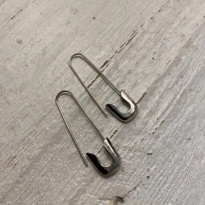 Örhängen  - Endast provade