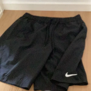 Tränings shors  - Stl M