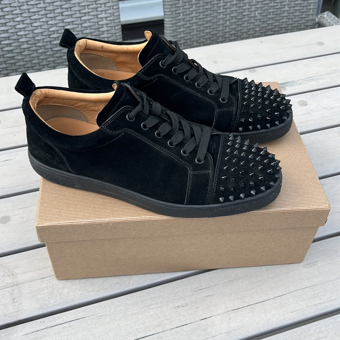 Christian Louboutin  - 90