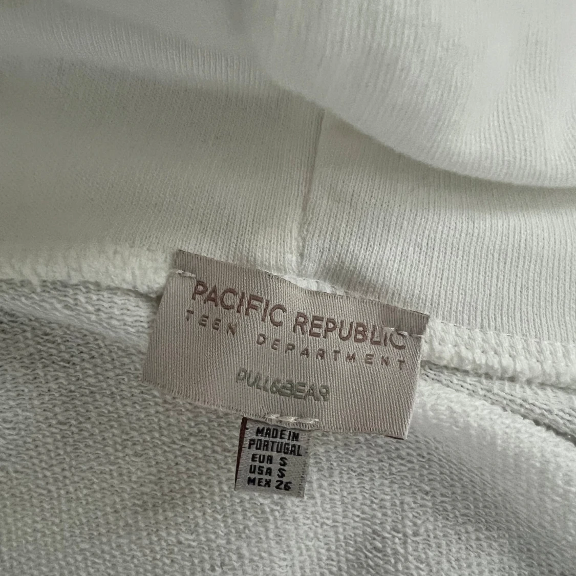 Supersnygg vit kofta - 90