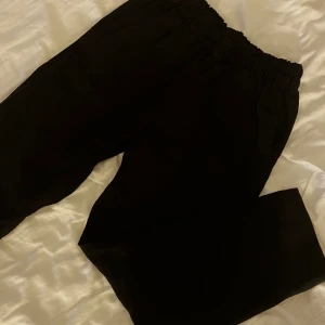 Linnebyxor  - Säljer mina linnebyxor från HM som köptes förra året 💖