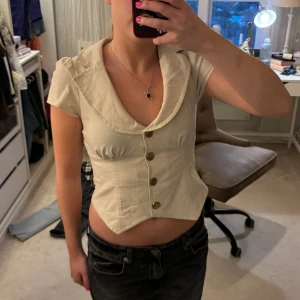 Beige topp - Jätte fin beige topp! Så najs passform