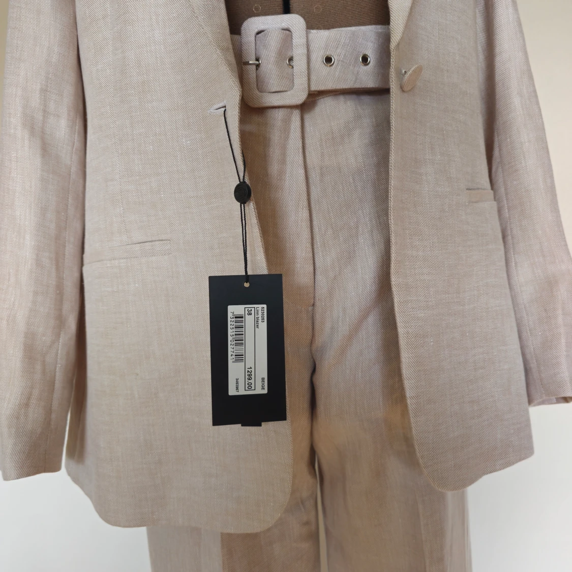 Oanvänd kostym Stockh LM - 92