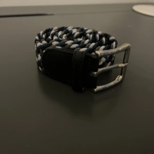 Nästan oanvänt flätat bälte till ett dunder pris - Passar alla skulle jag tro