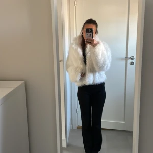 Pälsjacka - Jätte jättemysig jacka från gina trico!! 🥰🥰 