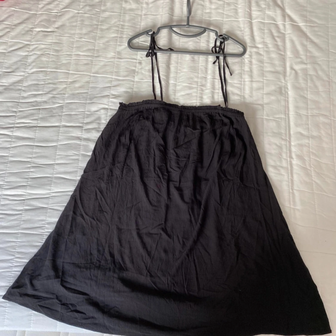 Helt ny långtop med axelband (L) Cubus - 90