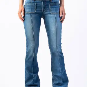 Mad lady jeans i modell Claire. Storlek 34 längd regular💕pris kan diskuteras