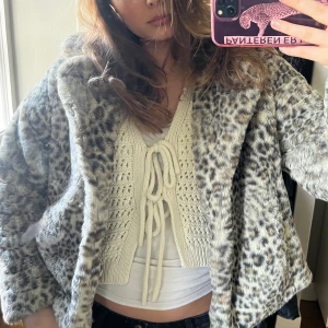 Leopardjacka - Såååå snygg leopard jacka storlek M 🤍