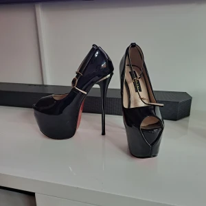 Klackskor  - Storlek 36