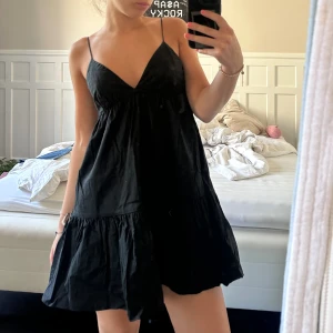 Zara klänning  - Zara klänning som inte säljs längre💗