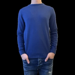 Tom stilton sweatshirt - Säljer nu denna sweatshirt ifrån Tom Tailor i väldigt bra skick. Storlek S.