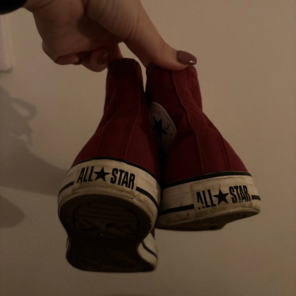 Vinröda converse  - 91