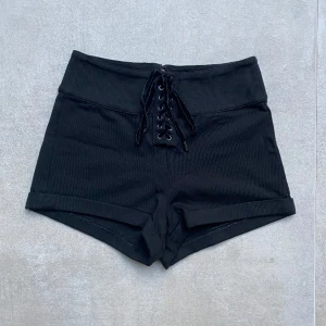 Svarta shorts - Snygga tygshorts! Pris kan diskuteras❤️