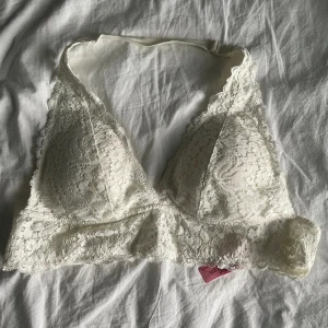 Bh/Topp från hunkemöller  - Aldrig använd, utan prislapp.  Från hunkemöller.  