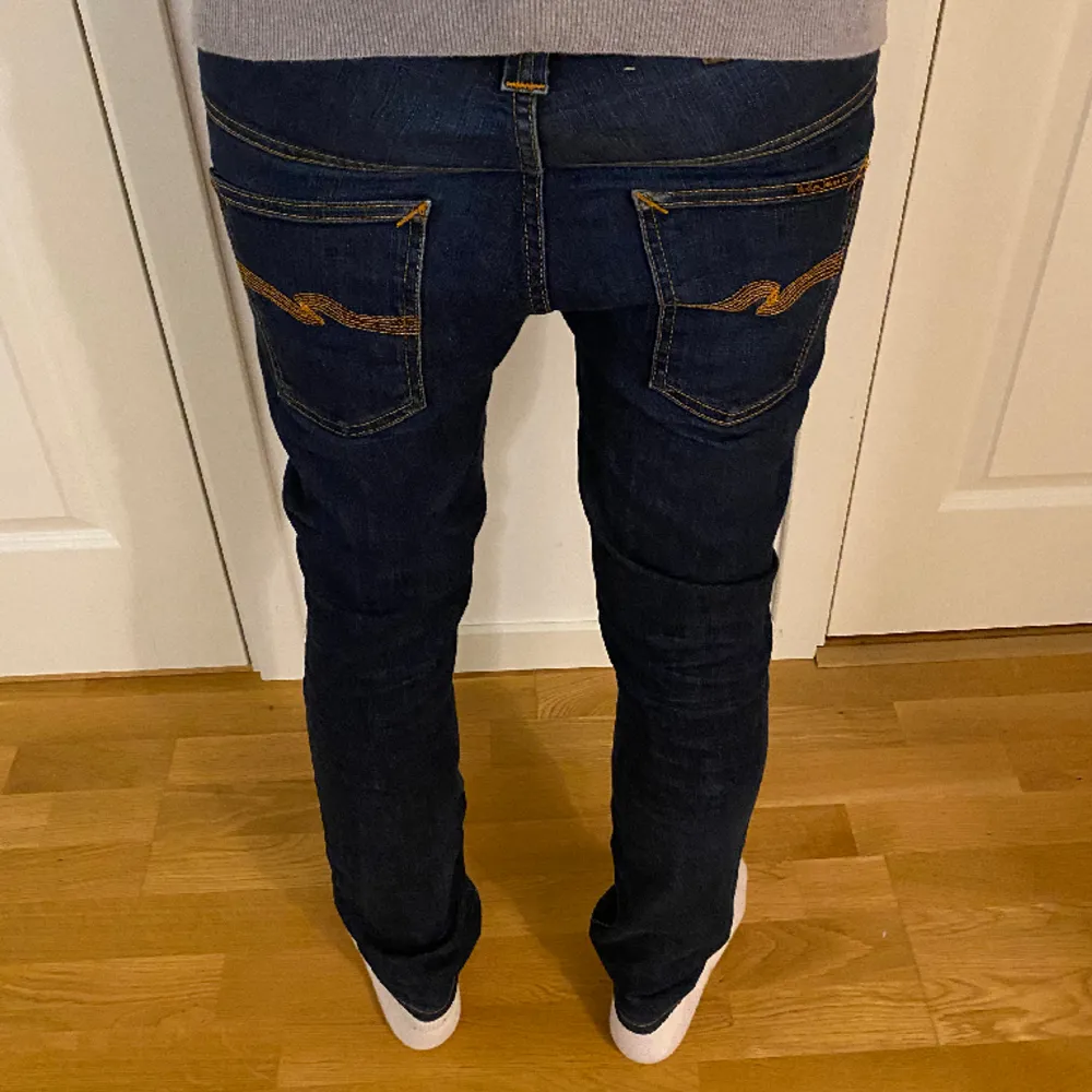 Ett par feta jeans från märket nudie i modellen ”lean dean”. 7/10 skick. Storlek 30/32. Pris går att diskutera.. Jeans & Byxor.