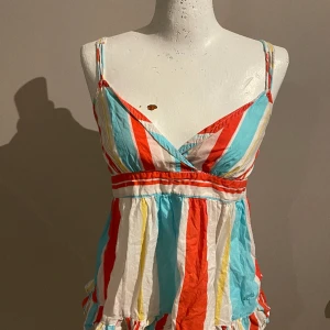 Söt topp - Vet inte riktigt vilket märke, aldrig använd 