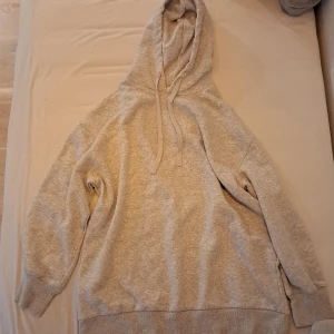 Stor hoodie - Använd fåtal gånger! Inget trasigt eller fläckat🩷