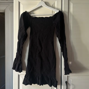 Klänning  - Sommarklänning i storlek Xs. Knappt använd 