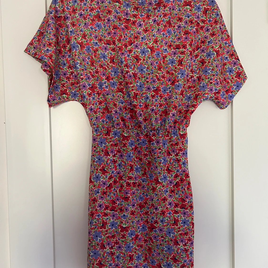 Tajt miniklänning ”omlott” - 90