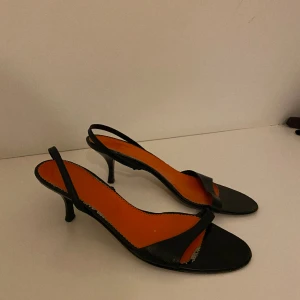 Klackskor Vero Cuoio - Söta klackskor från märket vero Cuoio💓