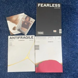 LESSERAFIM album - Billiga LESSERAFIM album med cd-skivor inkluderade i alla. Inga pcs, skriv gärna ett PM om du vill se mer eller har några frågor :)