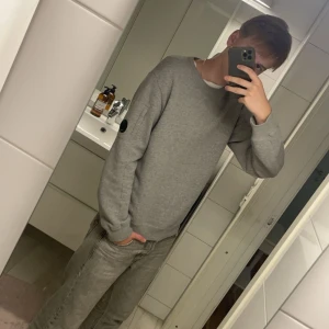 Cp Company Tröja - Skick 9/10 köpt på nk för runt 1800kr