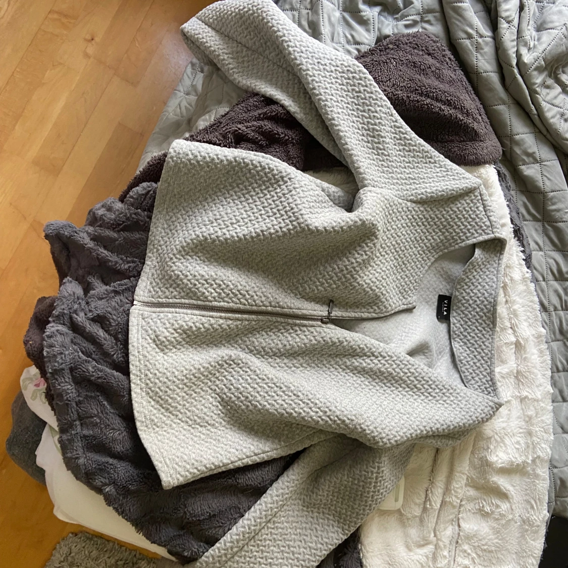 Jättesöt kofta från vila som är köpt för 459 som säljs för jag har fått en till ny❣️ - 90