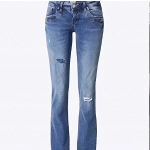ltb jeans - Säljer mina ltb jeans då dem blivit för små! Super fint skick och knappt använda.
