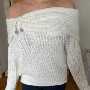 Zara  - Fin stickad tröja helt ny men kunde ej returnera använd en gång ❤️