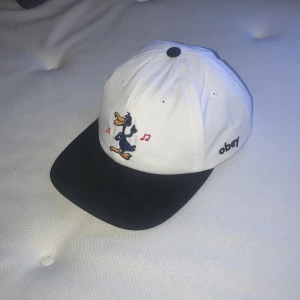 Obey keps - One-size, knappast använd. Kontakta vid frågor.
