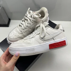 Nike air force 1  - Storlek 38.5, 24.5cm. Ser som nya ut