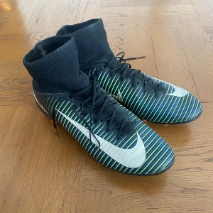 Nike Mercurial Fotbollsskor - Bra skick! Storlek: 44