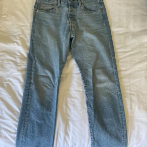 Levi’s 501 - W 33 L 32