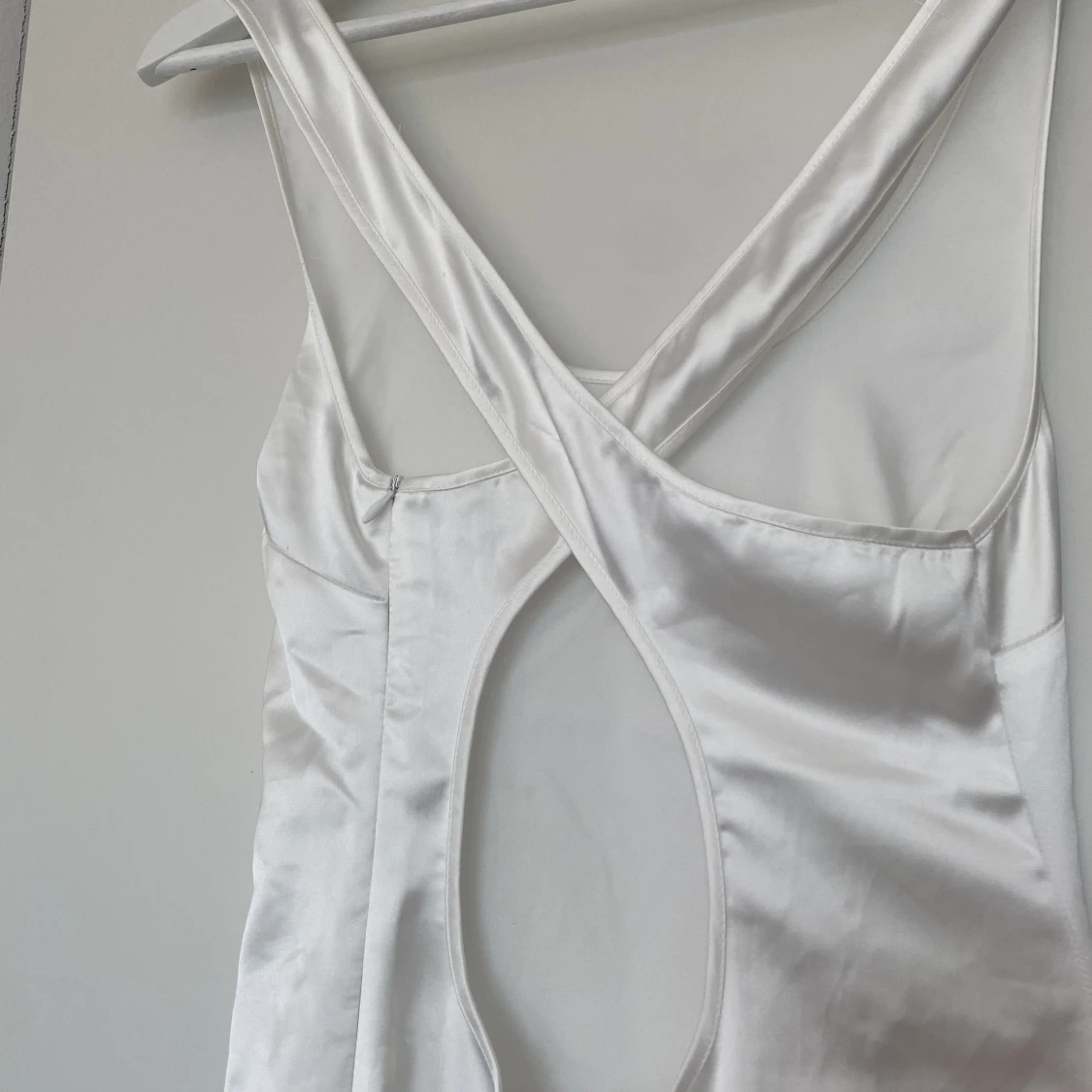 Klänning i silke🤍 - 90