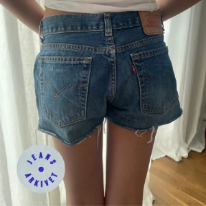 Levis jeans shorts - Lånade bilder från jeans arkivet men de passade tyvärr inte mig💕🙌🏼