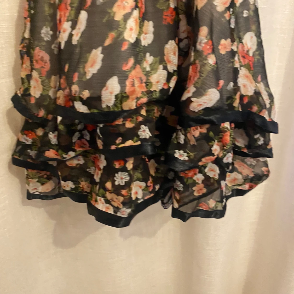 Blommig klänning - 91