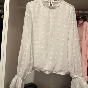 Blus - Vit loose blus 