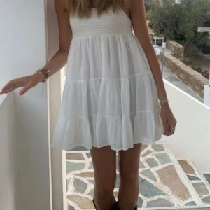 Sommarklänning💓 - Säljer den här superfina sommarklänningen då den inte kom till användning. Använd 1 gång så bra skick! Passar XS/S 💓Skriv om ni har frågor/ vill köpa! Köparen står för frakt