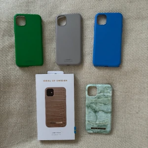 Skal till iPhone 11 - Säljer dessa skal till iPhone 11. Två av skalen har defekter (syns på sista bilden) men annars har de bra skick. Säljer för 45 kronor styck💕💕