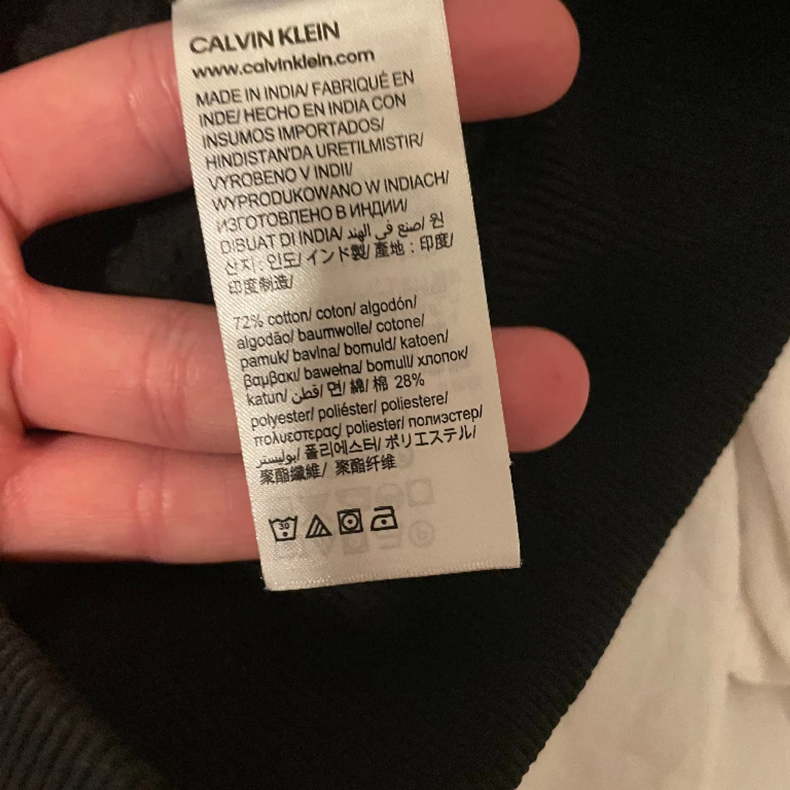 Calvin Klein Jeans Sweater - 90