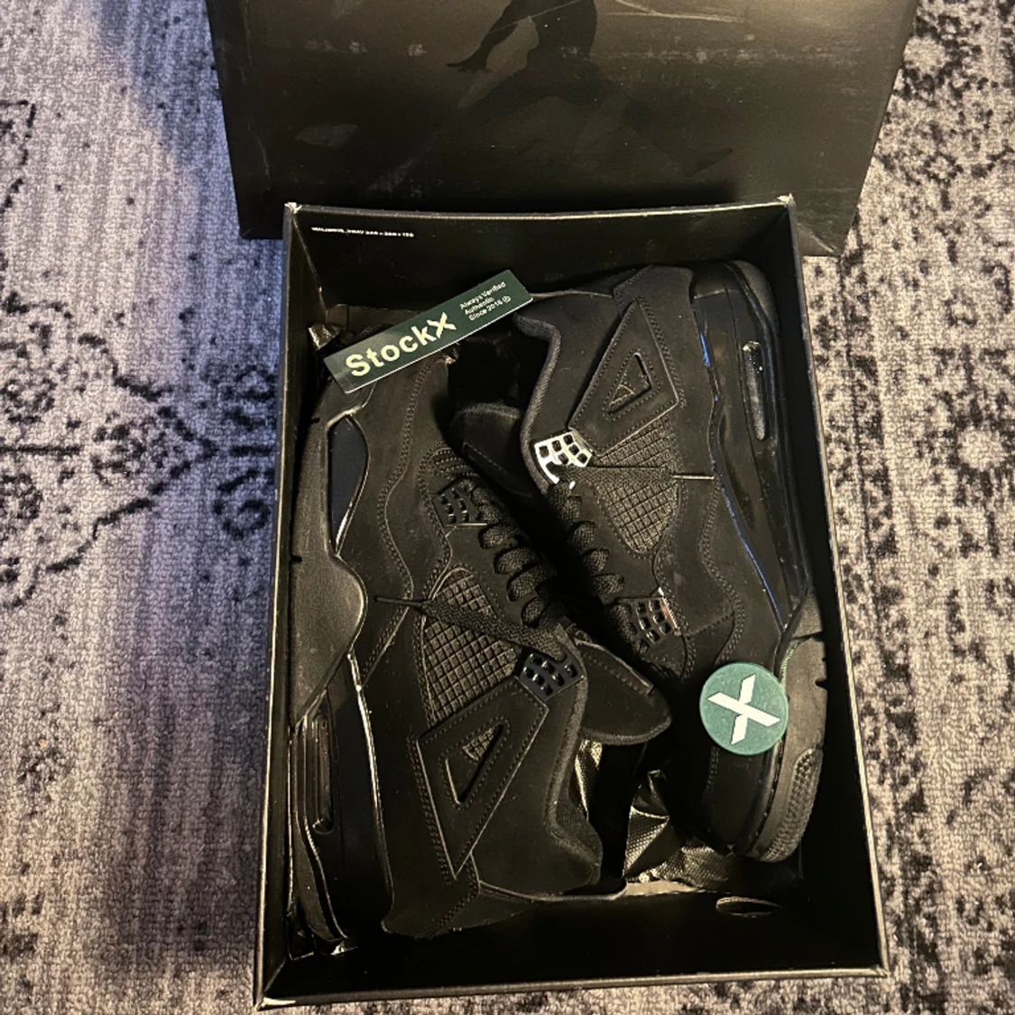 Jordsn 4 Black Cat (2020) - 1