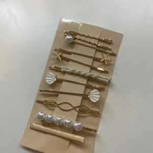Supersöta klämmor - Söta sommar klämmor med olika designer. Aldrig använda. 