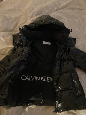 Calvin klein jacka - Såå fin! passar xs-s, jag är 169 cm💞