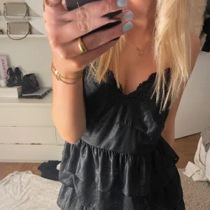 Fest topp  - Jätte fin festtopp från vero Moda! 