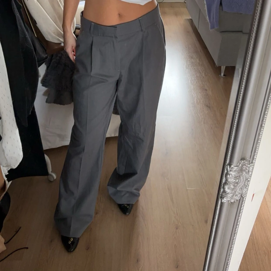 Lågmidjade kostymbyxor  - 90