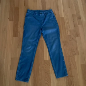 Byxor  -  Stretch Blåa Raka 