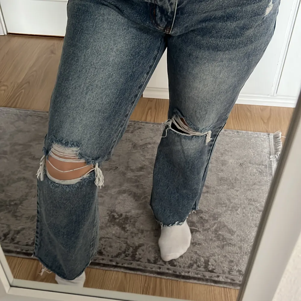 Lågmidjade jeans för 180 i storlek M. Jeans & Byxor.