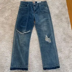 Flared jeans mnml storlek L pris kan diskuteras 