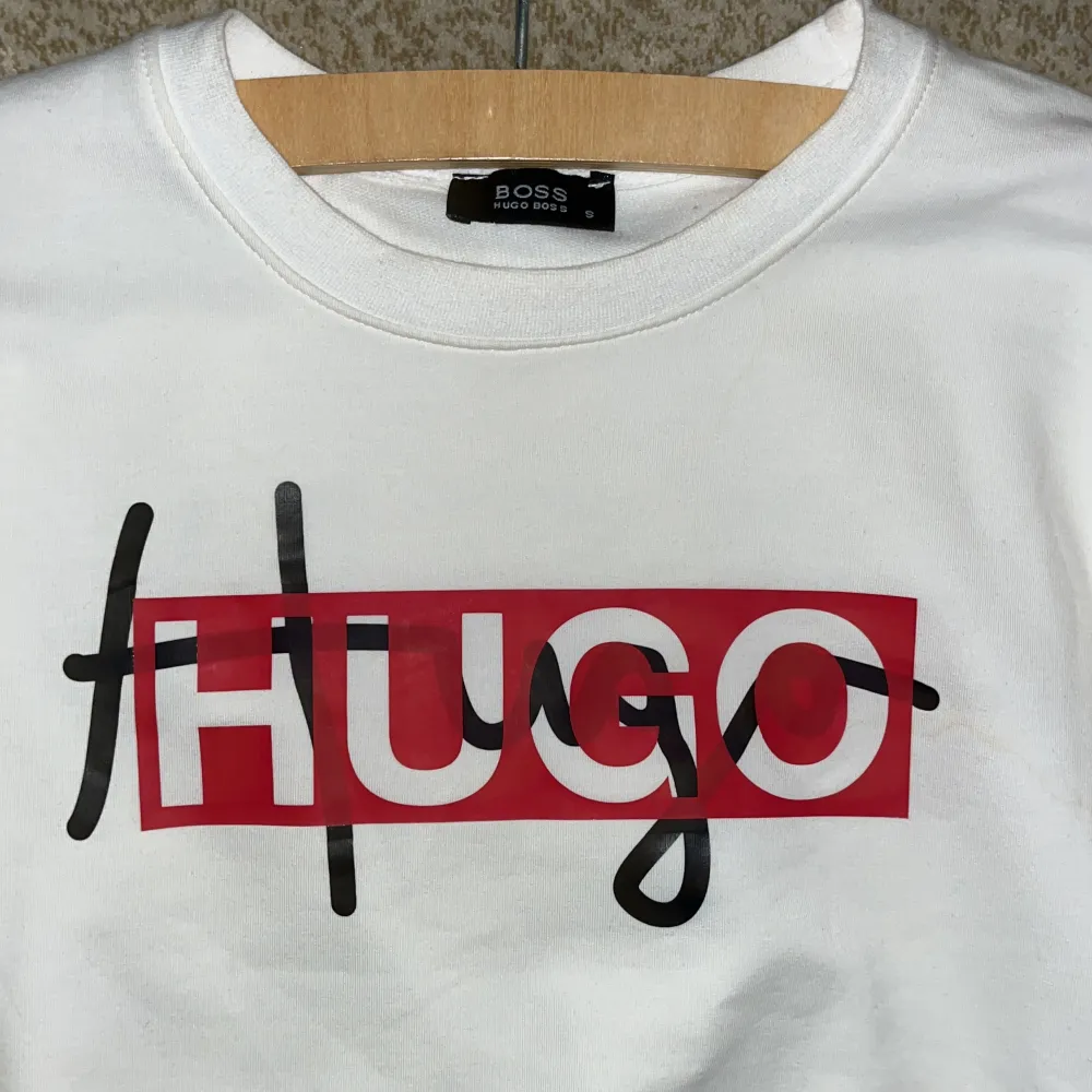 Hugo boss tröja storlek S. Nästan aldrig använd priset kan diskuteras tveka inte på att ställa frågor . Hoodies.