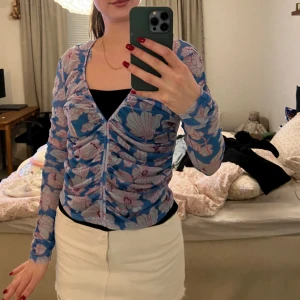 Blus - Blus från zara, aldrig använd